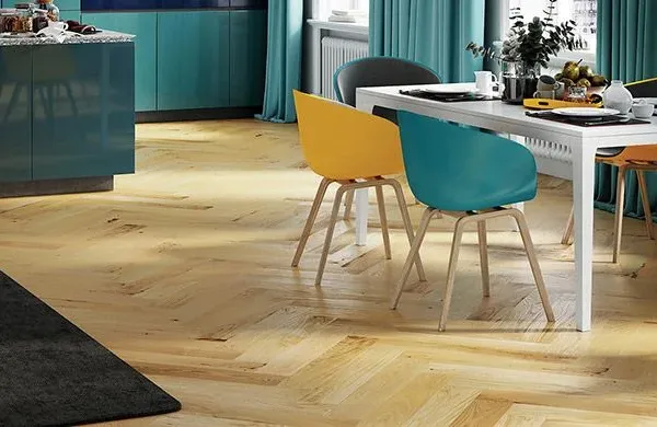 Parchet Stejar Triplu Stratificat Caramel Herringbone