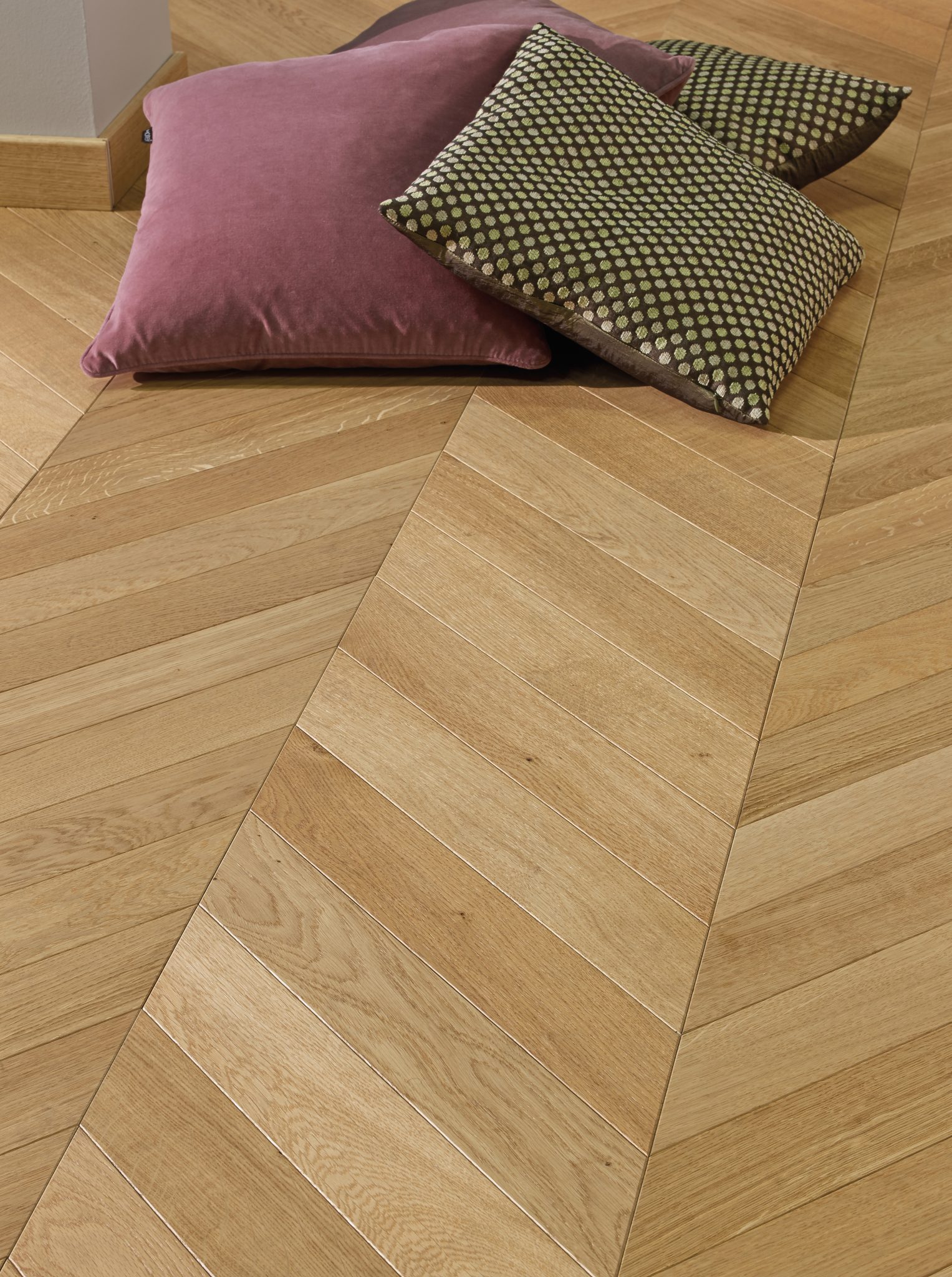 Parchet Stejar Triplu Stratificat Classic Topaze Chevron 90