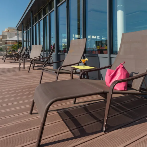 Deck WPC Striat Elegance