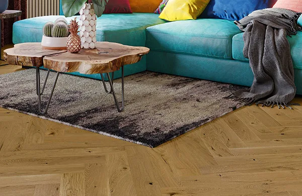 Parchet Stejar Triplu Stratificat Mainland Herringbone 110