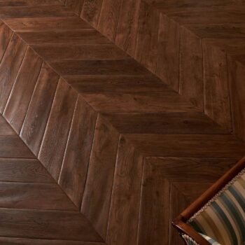 Parchet de lux chevron Mardegan Legno Italia